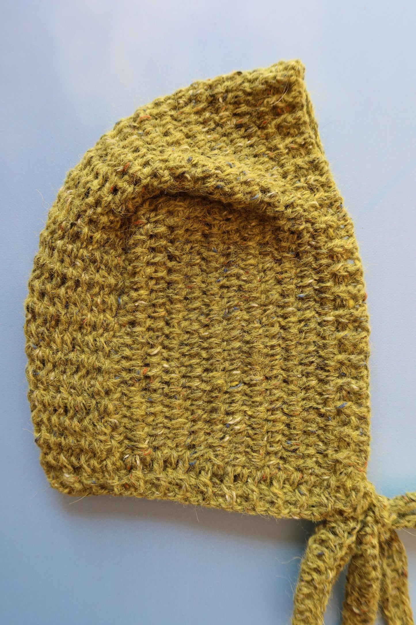 Green Felted Tweed Bowtie Bonnet