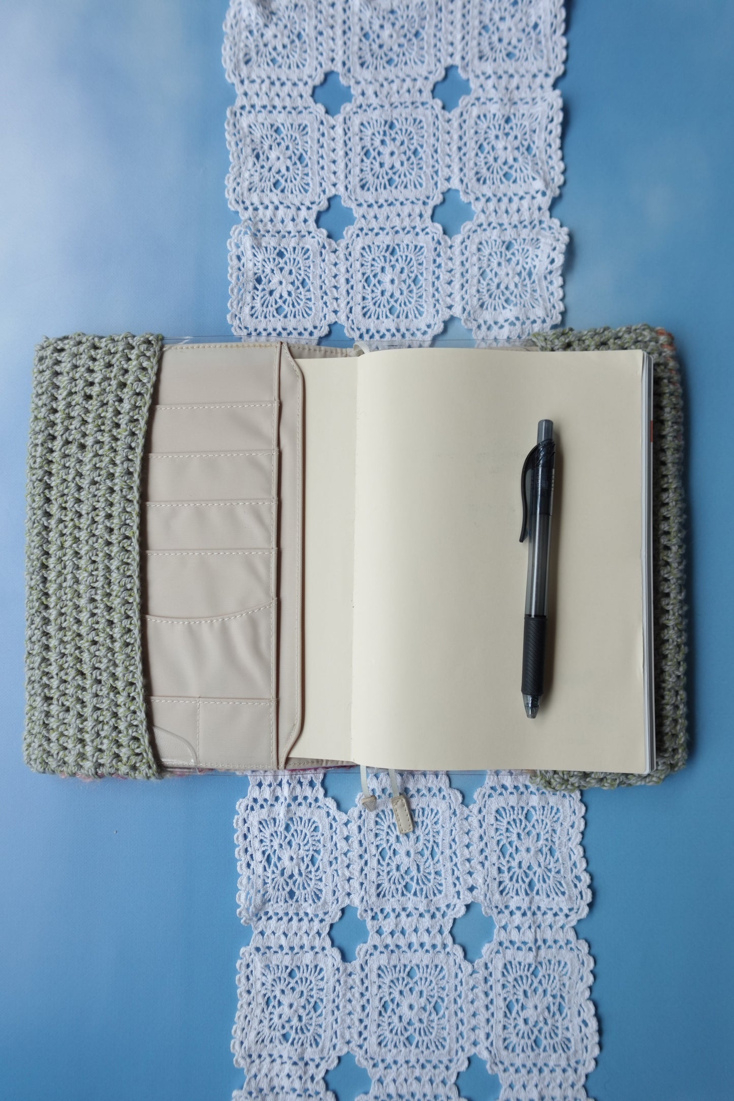 A6 Crochet Book Cover with Buttons
