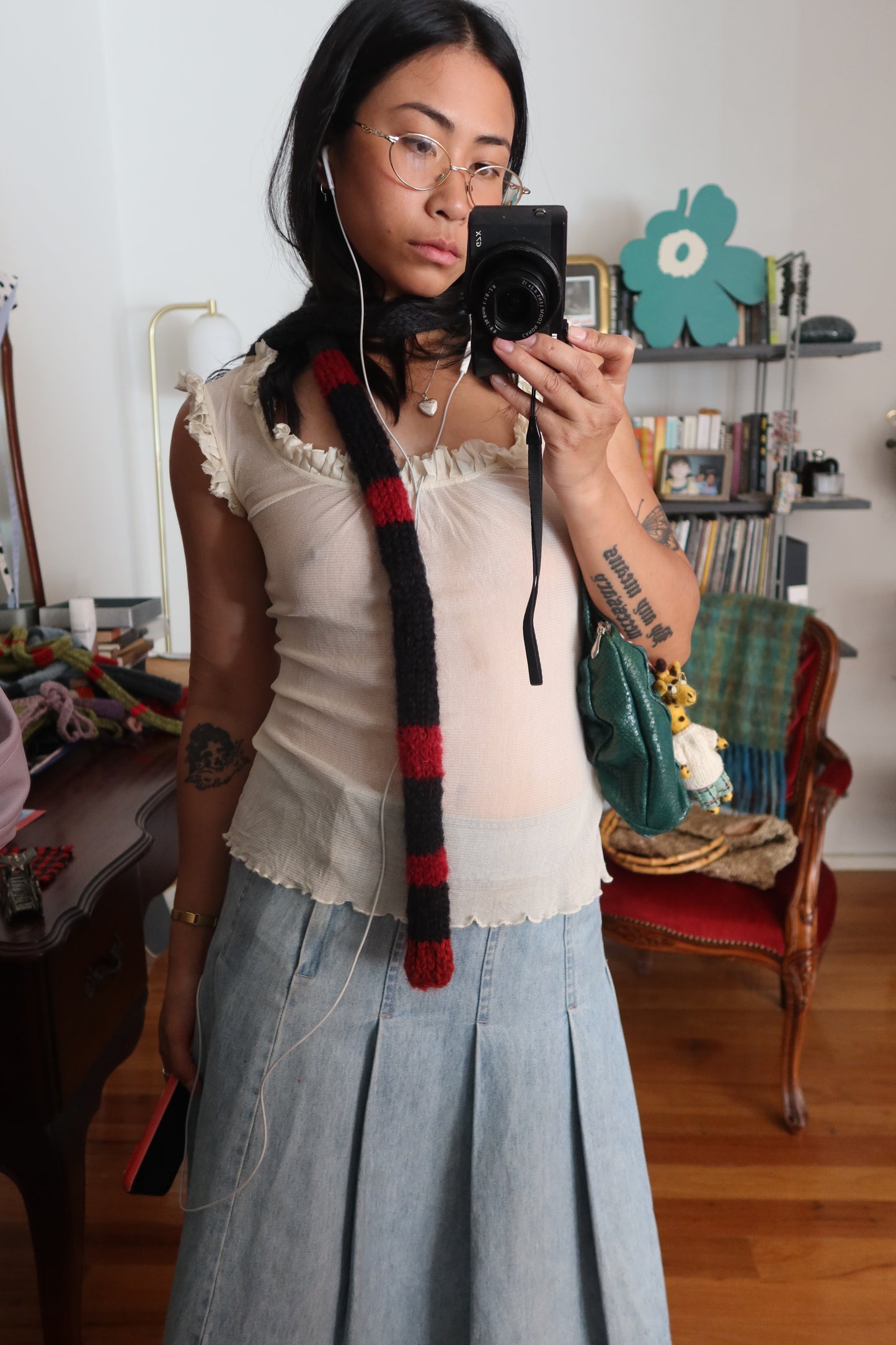 Slinky Scarf in Black & Red